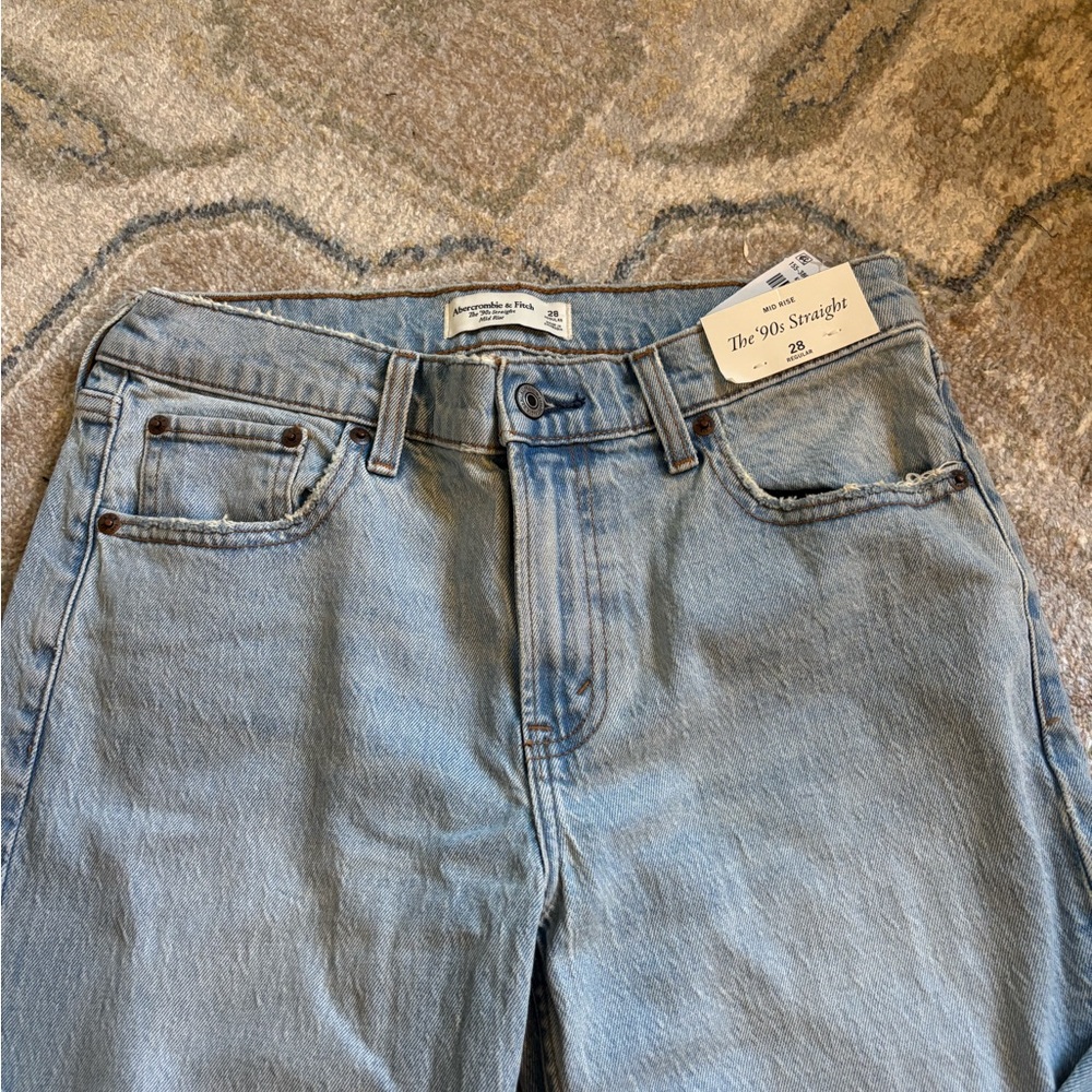 Brand new with tags. Abercrombie size 28. The 90’s straight - Picture 2 of 3